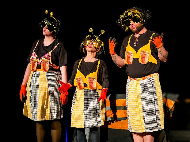 'Wo der Hammer hängt' - THEATER DREAMTEAM 2026